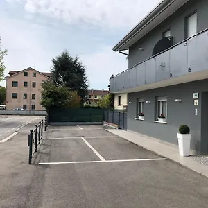 Couette-café Alloggi Al Melograno